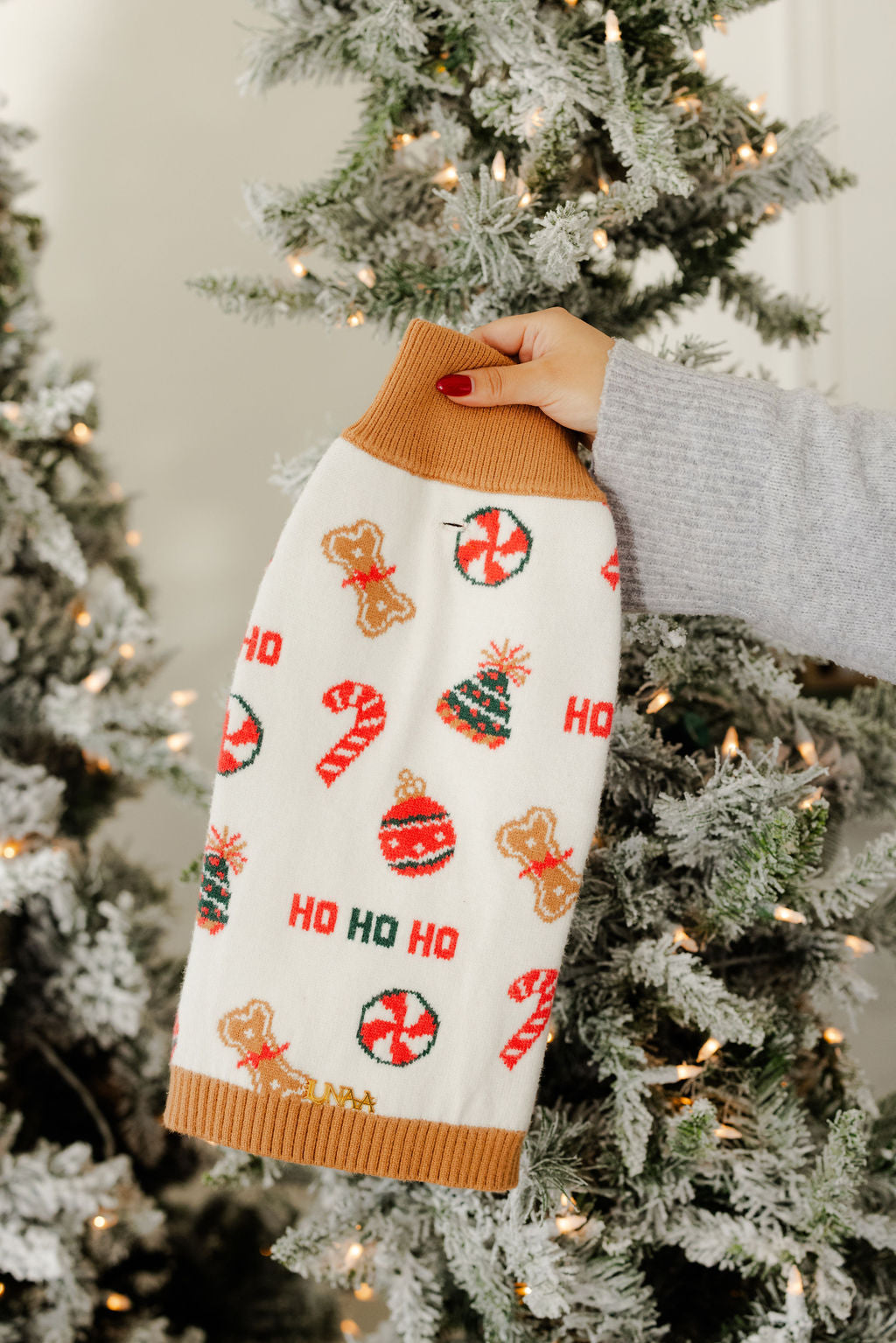HOLLY JINGLES | KNITWEAR