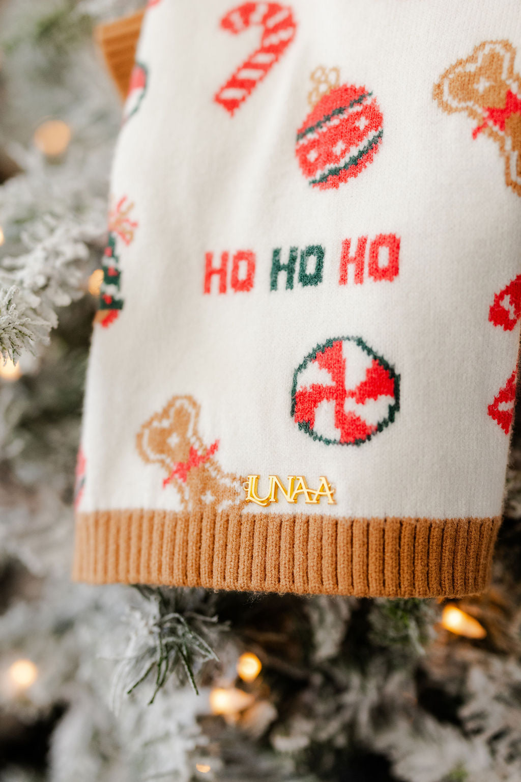 HOLLY JINGLES | KNITWEAR